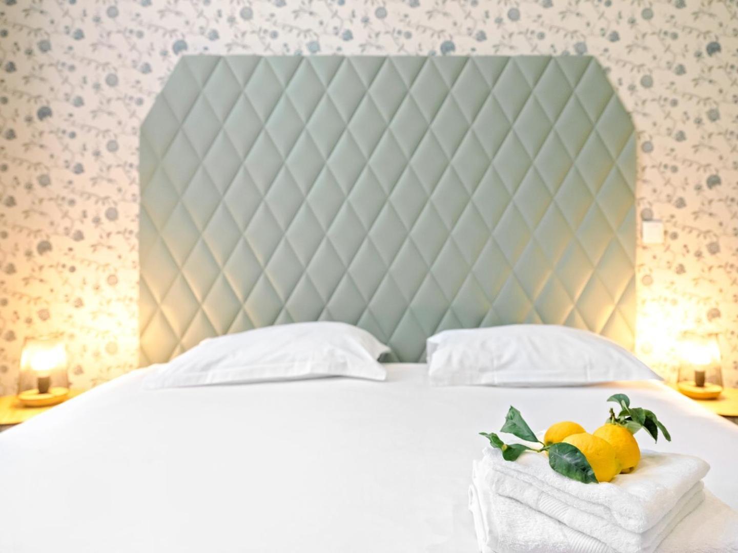 Hotel Lemon